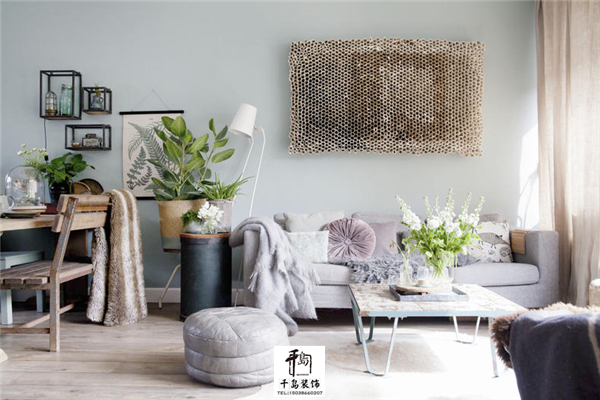 單邊沙發(fā)應(yīng)對(duì)狹長